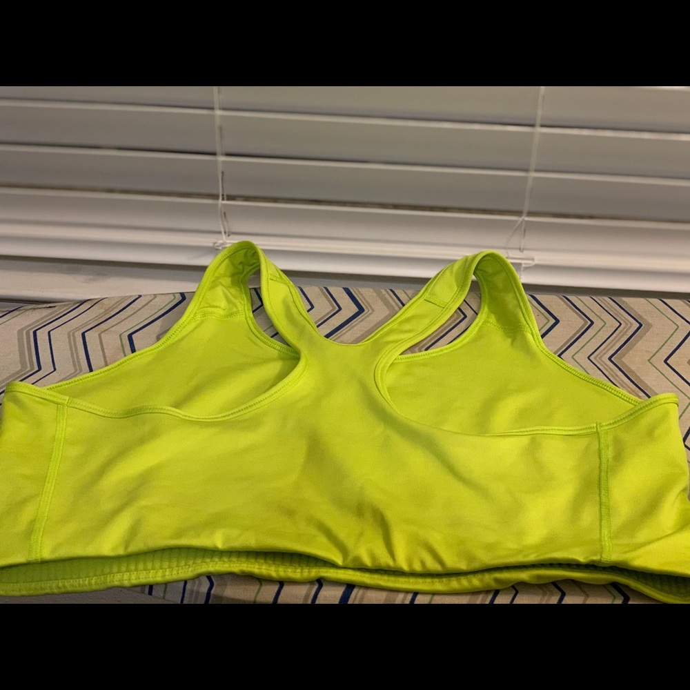 Nike Razorback Sports Bra - Picture 2 of 2